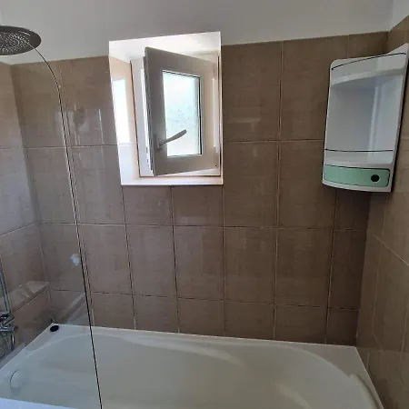 Apartament Madalina Motoianu *